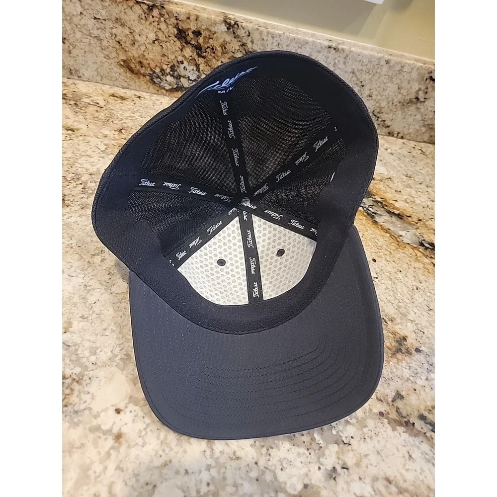 Titleist FootJoy Pro V1 Fitted Golf Hat Black Cap FJ Logo Size Medium/Large